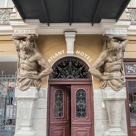 Atlant Hotel Tbilisi Exterior foto