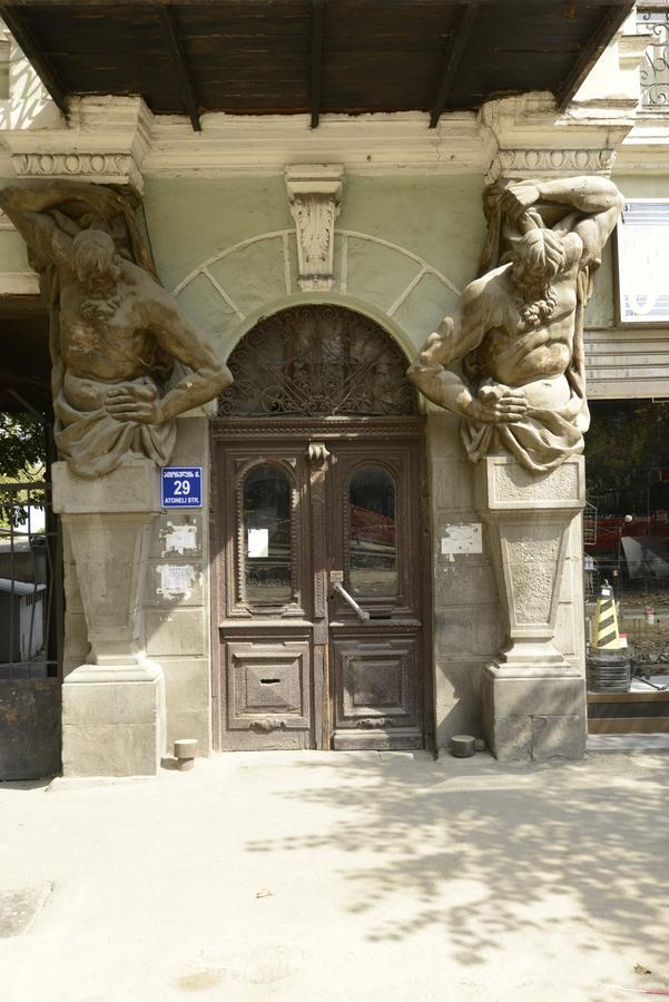 Atlant Hotel Tbilisi Exterior foto